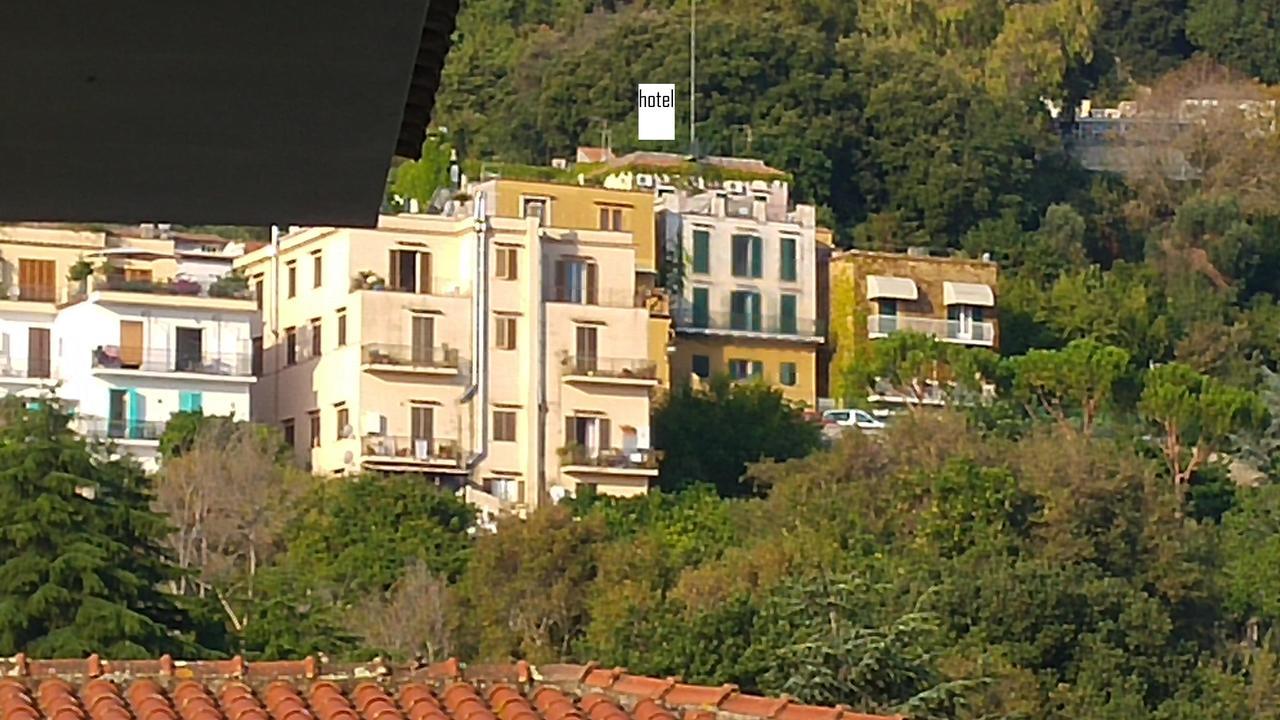 Hotel Giardino Degli Ulivi ซาน เฟลิเช เชร์ชีโอ ภายนอก รูปภาพ