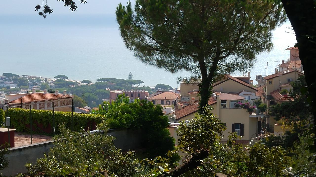 Hotel Giardino Degli Ulivi ซาน เฟลิเช เชร์ชีโอ ภายนอก รูปภาพ